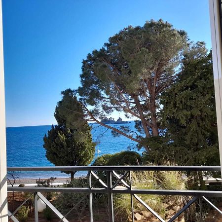 Luxbeachfront Petrovac Eksteriør billede