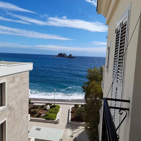 Luxbeachfront Petrovac Eksteriør billede