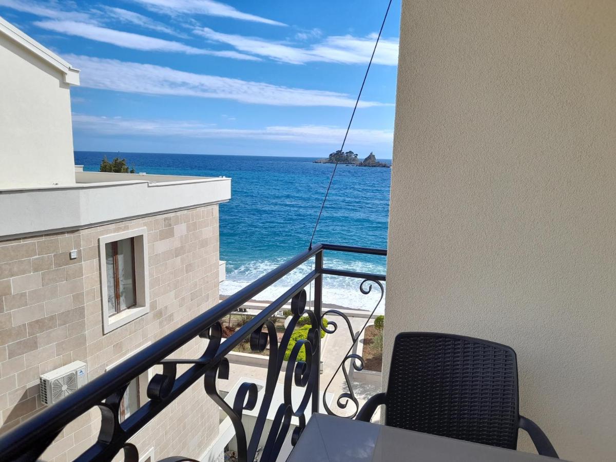 Luxbeachfront Petrovac Eksteriør billede